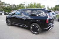 2026 Kia EV9 Land Plus Package Aurora Black The all-new 2026 Kia EV9 redefines electric SUVs with bo... (image 2)