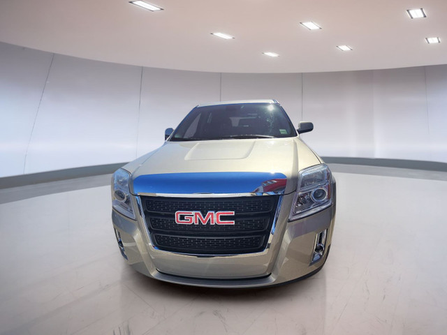 GMC Terrain Sle-1 2012 in Cars & Trucks in Medicine Hat - Image 2