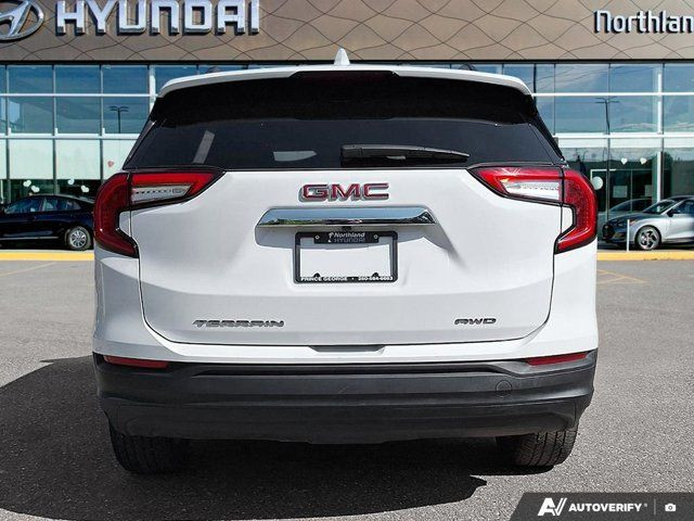 2023 GMC Terrain SLE | Remote Start | Bluetooth | AWD in Cars & Trucks in Prince George - Image 4