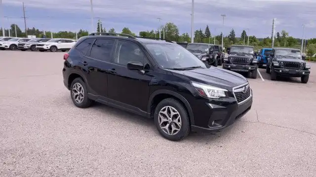 2020 Subaru Forester Touring | AWD | Sunroof | Backup Camera in Cars & Trucks in Prince George - Image 3