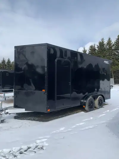 sell cargo trailer enclosed trailer remorque trailer fermé no- galvanize + also some utility galvani...