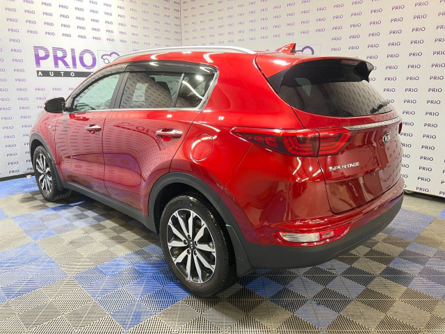 2018 Kia Sportage in Cars & Trucks in Ottawa - Image 3