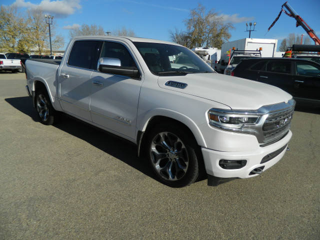2019 Dodge RAM 1500 LIMITED EDITION /ONLY 32 000 KMS in Cars & Trucks in Edmonton
