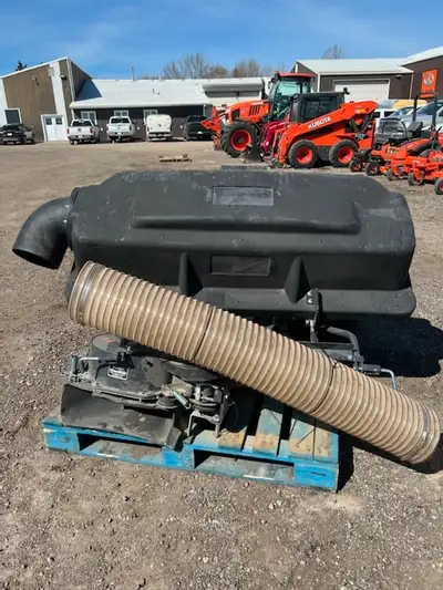 2022 Kubota GCK06-ZD1211 Grass Catcher Only fits ZD121160 Power Blower For more information Call Gle...