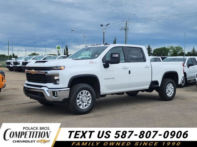 2025 Chevrolet Silverado 3500HD True North Edition 6'6 FOOT BOX  in Cars & Trucks in St. Albert