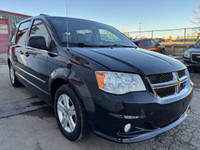 CREW PLUS | LEATHER HEATED SEATS | 3.6L | POWER SIDE DOORS The 2017 Dodge Grand Caravan Crew Plus de... (image 6)