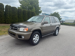 2001 Nissan Pathfinder LE All-Mode 4WD Auto