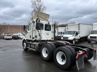 2019 FREIGHTLINER T11664ST;Heavy Duty Trucks - CONVENTIONAL W/O SLEEPER Penske Location 632 BELGRAVE... (image 4)