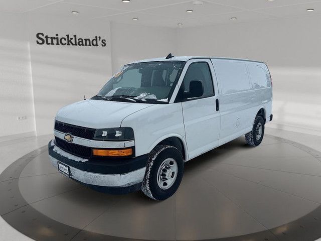 2020 CHEVROLET EXPRESS 2500 135 WB in Cars & Trucks in Stratford