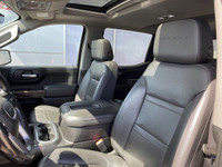 LOTS OF EXTRAS, 6inch Lift, Aftermarket Wheels and Tires, Power Boards, Head up Display, Sunroof, Re... (image 7)
