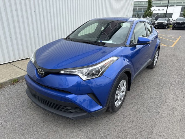 2019 TOYOTA C-HR C-HR BAS KM ECRAN CARPLAY CAM RECUL TISSUS in Cars & Trucks in Laval / North Shore