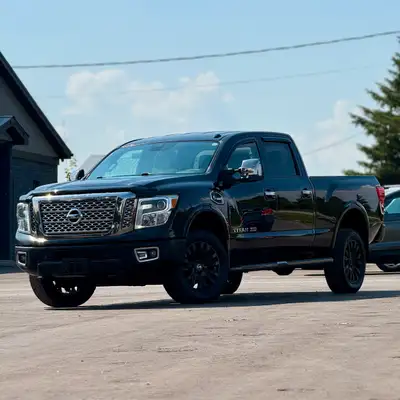 USED LIKE NEW Very NICE&CLEAN 2016 NISSAN TITAN XD PLATINUM RESERVE CRE 4WD CREW CAB DIESEL VERY GOO...