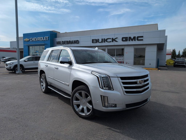 2019 Cadillac ESCALADE LUXURY 4WD 6.2LTR V8 in Cars & Trucks in Red Deer