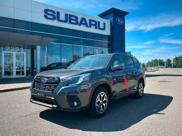 2023 Subaru Forester Touring | Toit Pano | Sièges Chauffant | Ca in Cars & Trucks in City of Montréal