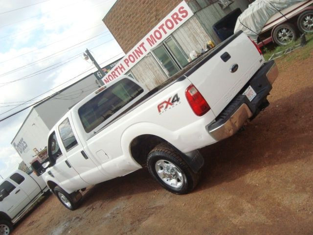 2010 Ford Super Duty F-350 SRW 4X4 CREW CAB XLT LONG BOX in Cars & Trucks in Edmonton - Image 2