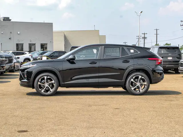 2025 Chevrolet Trax 1RS in Cars & Trucks in Edmonton - Image 6