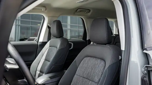 2023 Ford Bronco Sport Big Bend 4x4 | Heated Seats | Sync 3 in Cars & Trucks in Guelph - Image 8