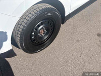 IIHS Top Safety Pick with specific headlights. This Chevrolet Equinox boasts a Turbocharged Gas I4 1... (image 9)