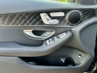 AMG Sport Package - Premium Package - Premium Plus Package - Black on Black - Carfax Verified - No A... (image 9)