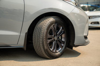 This 2024 Toyota Sienna XSE AWD offers a spacious, family-friendly ride with just 5,060 kilometres a... (image 5)