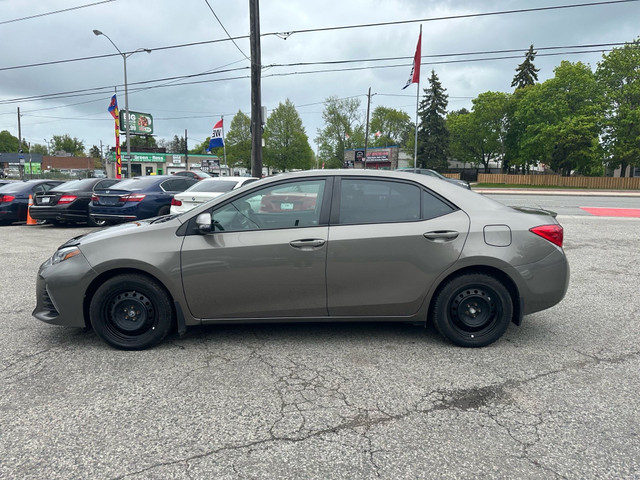 2017 Toyota Corolla SE | Sunroof | Leather | Original Rims Inclu in Cars & Trucks in City of Toronto - Image 4