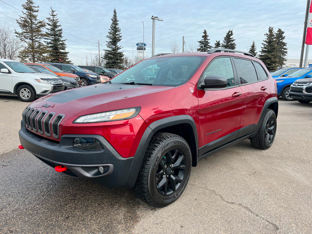 2017 Jeep Cherokee Trailhawk 3.2L V6 | One Owned - Accident Free in Cars & Trucks in Calgary - Image 3