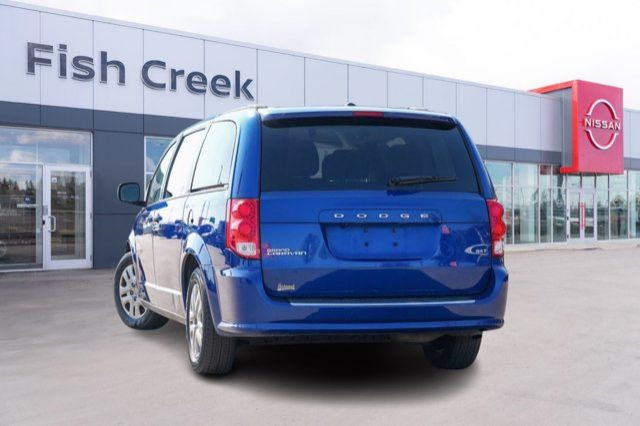 2020 Dodge Grand Caravan SXT| Stow N Go | Uconnect Hands Free in Cars & Trucks in Calgary - Image 4