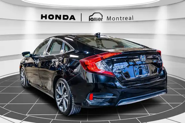 2020 Honda Civic Touring | TOIT OUVRANT | CUIR | GARANTIE 10 ANS in Cars & Trucks in City of Montréal - Image 6