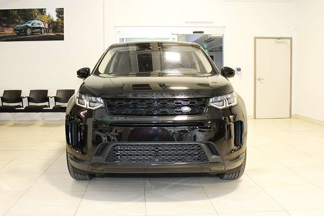 2020 Land Rover Discovery Sport S in Cars & Trucks in City of Montréal - Image 2