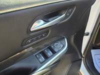 ***LOW MILEAGE***FULLY LOADED*** SUPER LUXURIOUS WHITE PEARL ON BLACK CADILLAC SPORTS-UTILITY VEHICL... (image 8)