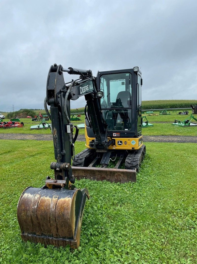 2019 John Deere 30G Compact Excavator in Heavy Equipment in Hamilton - Image 3