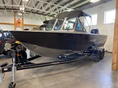 2026 Phantom 20 X2 OffShore Finished in Black The Phantom 20 X2 OS is ideal for big water adventure....