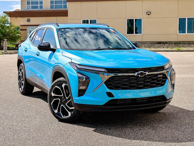 2025 Chevrolet Trax 2RS in Cars & Trucks in Strathcona County - Image 2