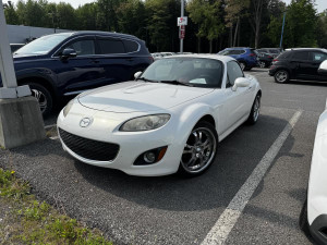 2010 Mazda MX-5 GT manuelle PRHT décapotable 2 portes Mags