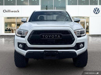 KBB.com Best Resale Value Awards. Only 46,464 Miles! This Toyota Tacoma delivers a Regular Unleaded... (image 7)