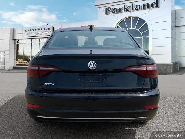2021 Volkswagen Jetta Highline Sunroof Nav Capable in Cars & Trucks in St. Albert - Image 5