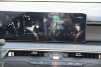 2026 Kia EV9 Land Plus Package Aurora Black The all-new 2026 Kia EV9 redefines electric SUVs with bo... (image 5)