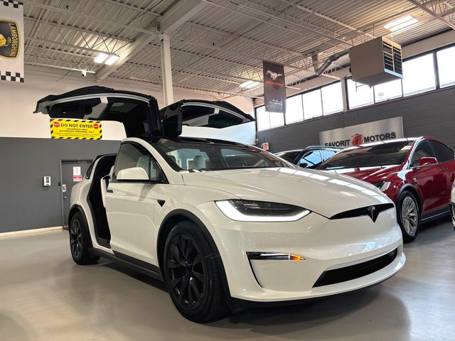 2023 Tesla Model X ENHANCEDAUTOPILOT|AWD|WHITEONWHITE|WOODTRIMS| in Cars & Trucks in City of Toronto - Image 2
