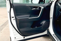 FINANCE OR LEASE PURCHASE PRICE: $35,300 + HST + Finance/Lease Fee + Licensing CASH PRICE: $37,300 +... (image 7)