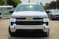 // ACCIDENT FREE!! // // SINGLE OWNER! // Discover the 2022 Chevrolet Silverado 1500 4WD Crew LT, a... (image 2)