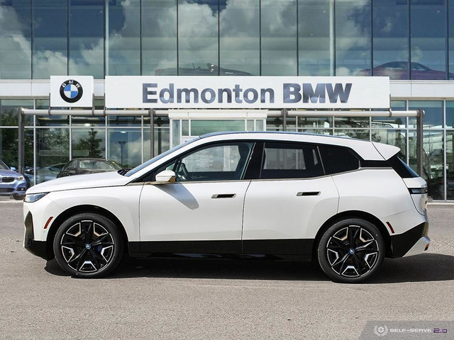  2024 BMW iX xDrive40 in Cars & Trucks in Edmonton - Image 3