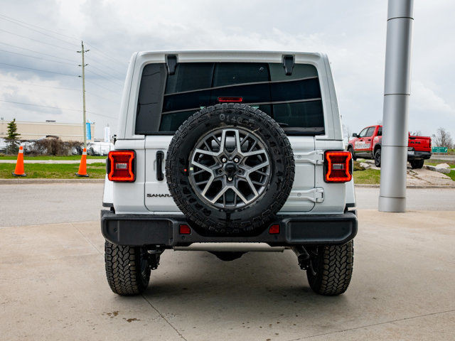 2025 Jeep Wrangler Sahara in Cars & Trucks in Barrie - Image 4