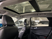 **MONTH-END SPECIAL!** FEATURING : PLUG-IN HYBRID, PANORAMIC ROOF, REMOTE START, EV MODE, MULTI DRIV... (image 8)