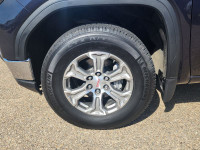 DURAMAX | HEATED CLOTH 40/20/40 SPLIT BENCH FRONT SEAT | REMOTE START | REAR CAMERA | POWER SLIDING... (image 3)