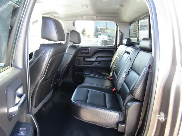 2015 GMC Sierra 1500 SLT ALL TERRAIN PKG 4WD CREW CAB 5.3L B.CAM in Cars & Trucks in Calgary - Image 14