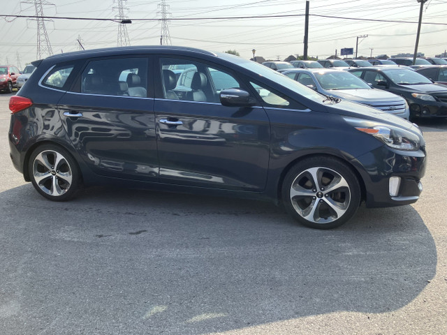 2014 Kia Rondo EX * 136000KM - TRES BIEN ÉQUIPÉ - 7 PASSAGERS * in Cars & Trucks in Laval / North Shore - Image 4