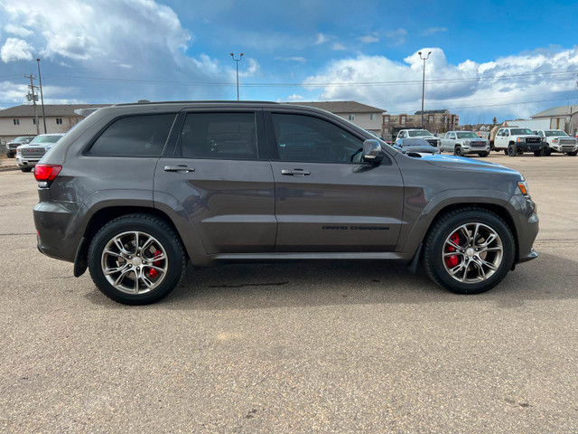 2019 Jeep Grand Cherokee SRT ONE OWNER* Low KM's*6.4L V8*Leather dans Autos et camions  à Grande Prairie - Image 4