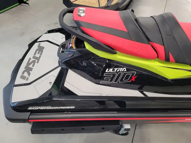 2024 Kawasaki ULTRA 310X Jet Ski in Personal Watercraft in Trenton - Image 14