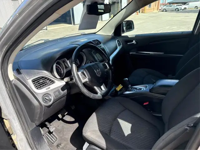 2016 Dodge Journey SE in Cars & Trucks in Brockville - Image 10