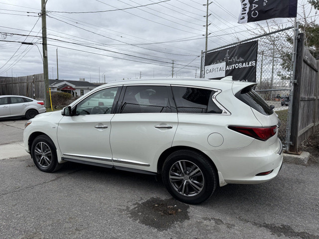 2017 Infiniti QX60 QX60 7-PASSENGER All-wheel Drive in Cars & Trucks in Ottawa - Image 2